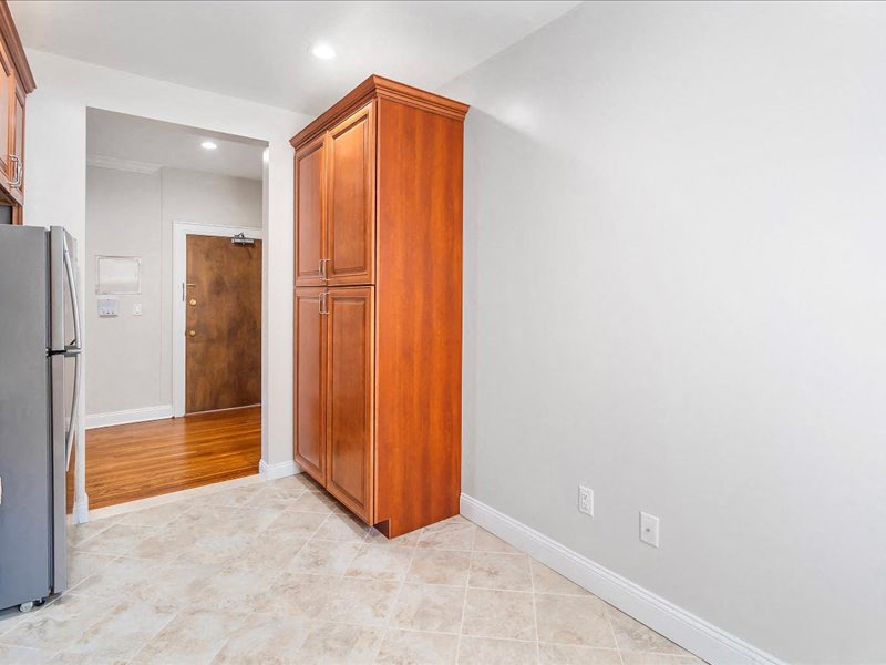 Gallery Photo 13